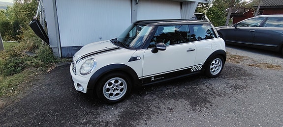 MINI Cooper 3 of 19