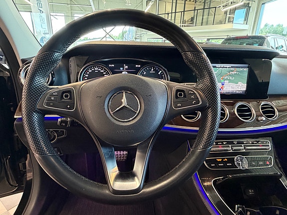 Mercedes-Benz 24 of 30