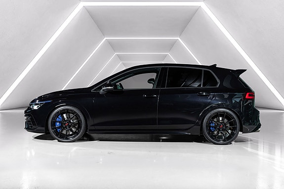 Volkswagen Golf VIII 7 of 30