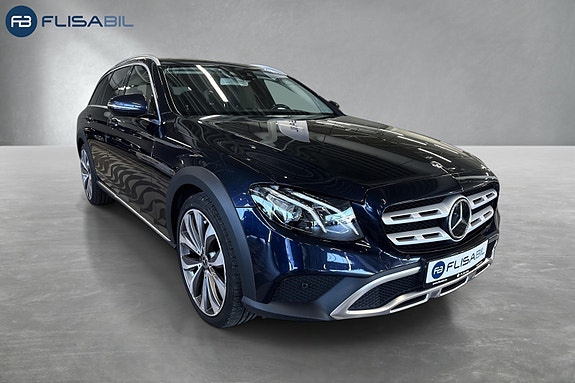 Mercedes-Benz 11 of 30