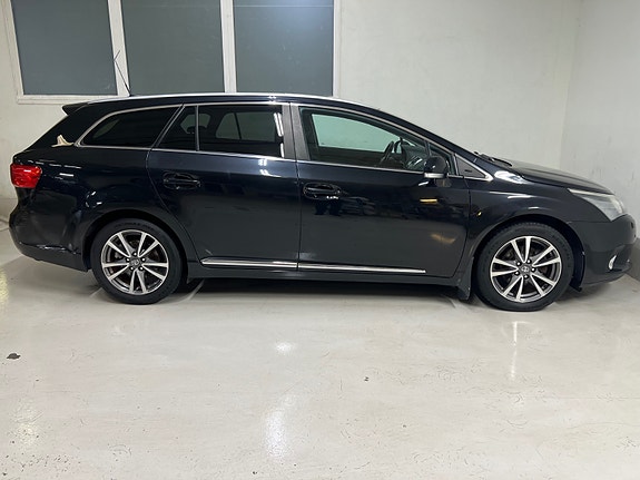 Toyota Avensis 6 of 25