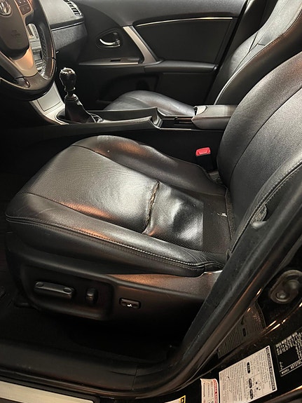 Toyota Avensis 10 of 25