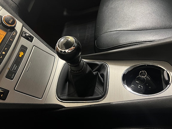 Toyota Avensis 20 of 25