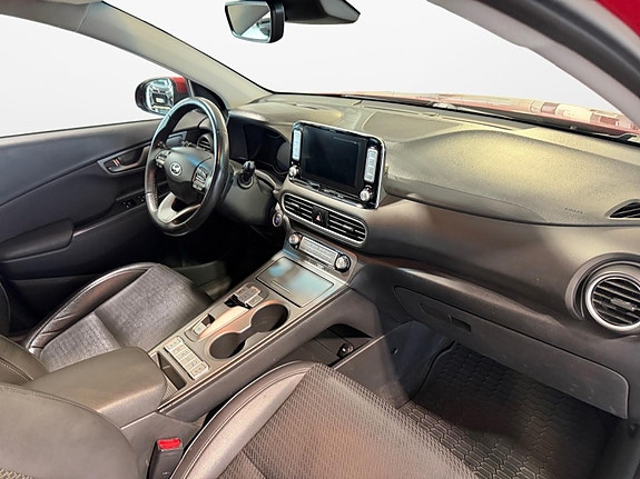 Hyundai Kona 13 of 30