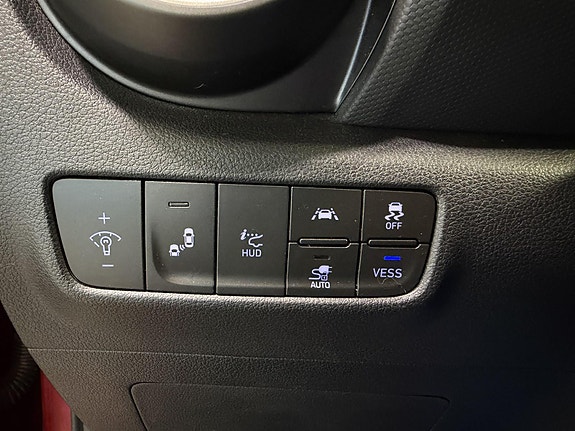 Hyundai Kona 15 of 30