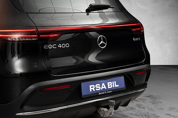 Mercedes-Benz EQC400 7 of 24