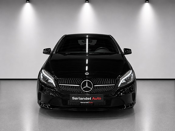 Mercedes-Benz A180 3 of 29