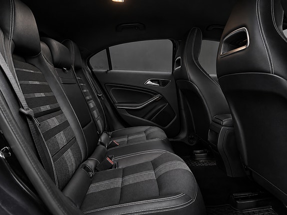 Mercedes-Benz A180 16 of 29