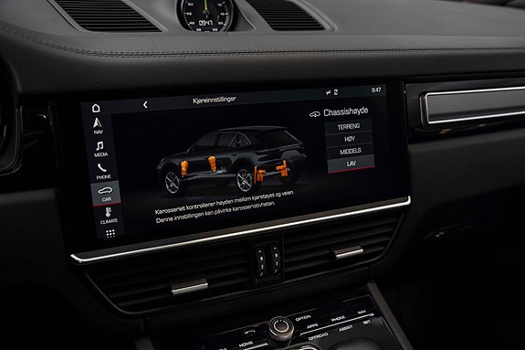Porsche Cayenne 15 of 30