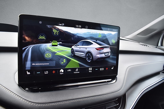 Skoda Enyaq Coupe RS 18 of 30