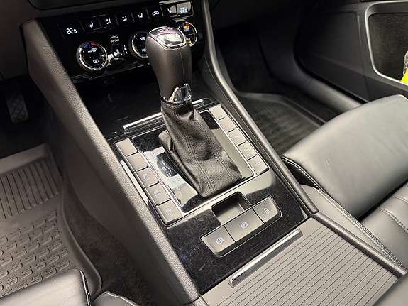 Skoda Superb 25 of 30