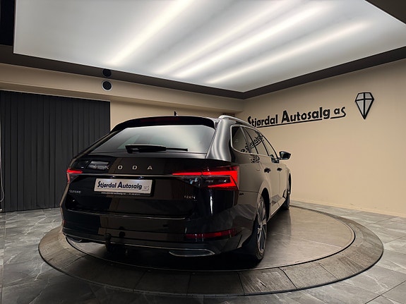 Skoda Superb 5 of 30