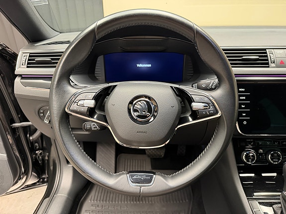 Skoda Superb 18 of 30