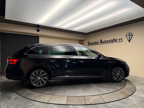 Skoda Superb 6 of 30