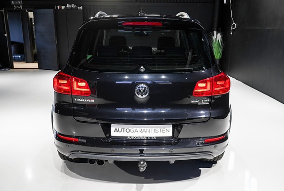 Volkswagen Tiguan 7 of 30