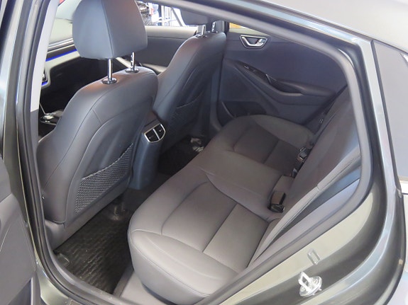 Hyundai IONIQ 22 of 25