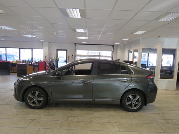 Hyundai IONIQ 2 of 25