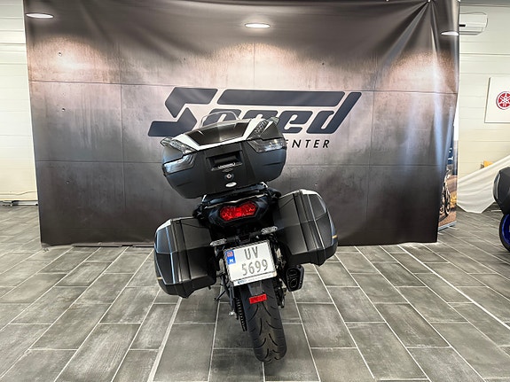 Kawasaki Versys 1100 SE Grand Tourer DEMO 6 of 16