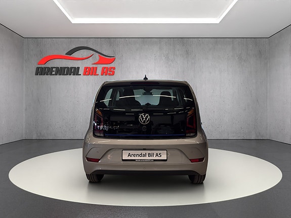 Volkswagen UP! 6 of 19