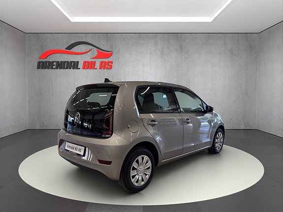 Volkswagen UP! 5 of 19