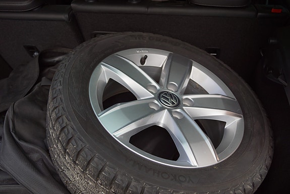 Volkswagen e-Golf VII 7 of 30