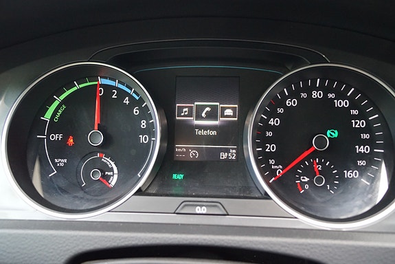 Volkswagen e-Golf VII 20 of 30