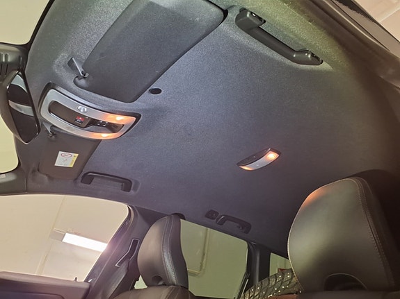 Volvo XC60 9 of 23