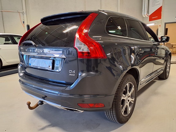 Volvo XC60 6 of 23