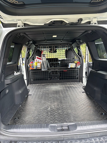 Toyota Land Cruiser 9 of 20