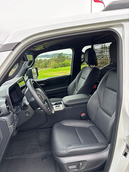 Toyota Land Cruiser 14 of 20