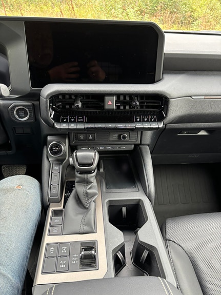 Toyota Land Cruiser 18 of 20