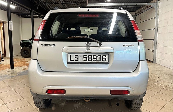 Suzuki Ignis 4 of 17