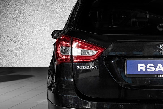 Suzuki SX4 S-Cross 8 of 26