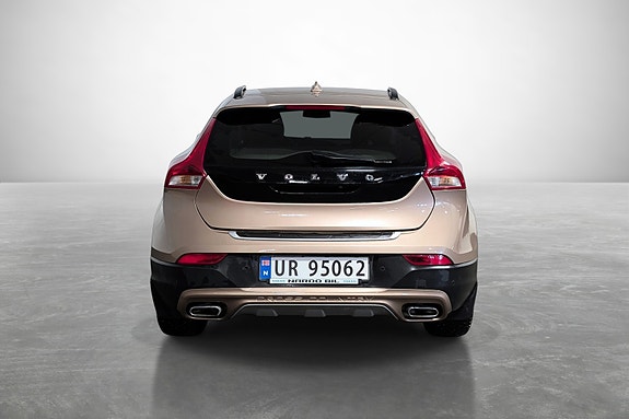 Volvo V40 5 of 19