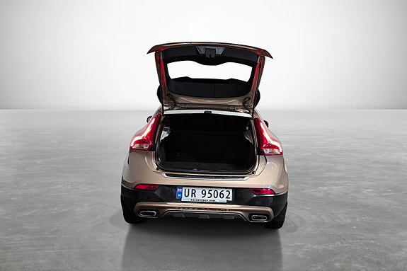 Volvo V40 19 of 19