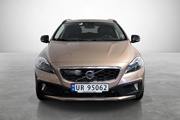 Volvo V40 4 of 19