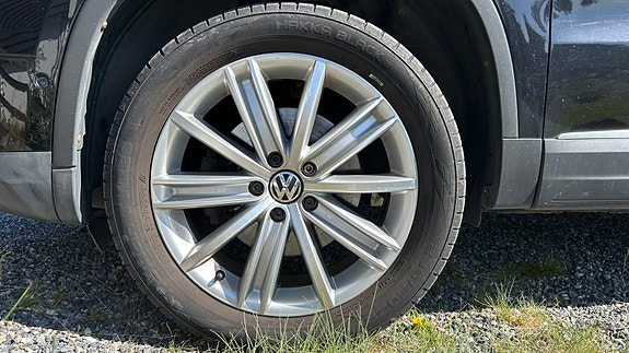 Volkswagen Tiguan 6 of 23