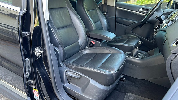 Volkswagen Tiguan 10 of 23