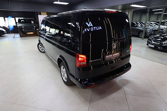 Volkswagen Caravelle 15 of 30