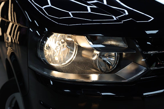 Volkswagen Caravelle 19 of 30