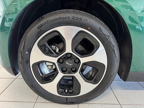 JAC E30X 11 of 30