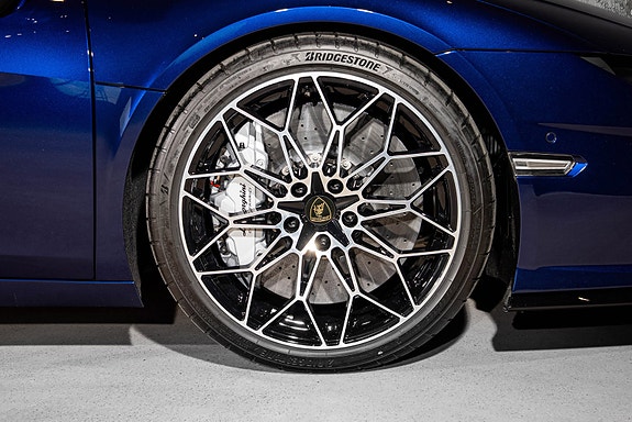 Lamborghini Temerario 11 of 30