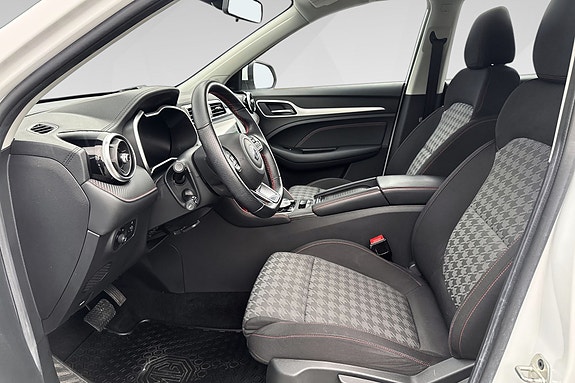 MG ZS EV 14 of 19