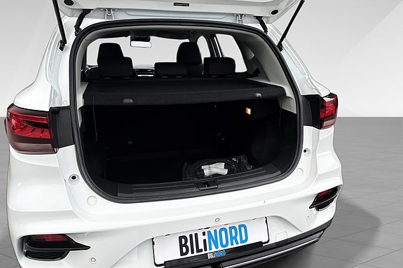 MG ZS EV 9 of 19