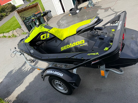 Sea-Doo Spark Trixx 3UP 2023 – meget velholdt 3 of 9