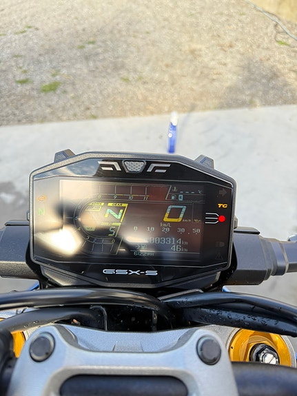 Suzuki GSX-S 1000 5 of 10