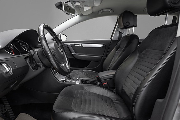Volkswagen Passat 10 of 24