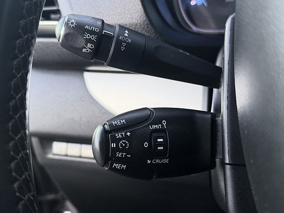 Peugeot e-Expert 22 of 30