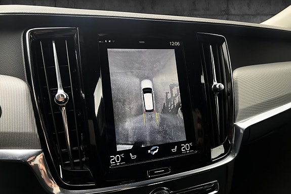 Volvo V90 18 of 30