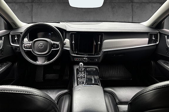 Volvo V90 17 of 30